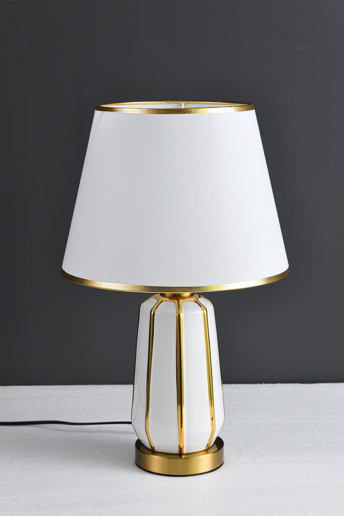 Auria Table Lamp