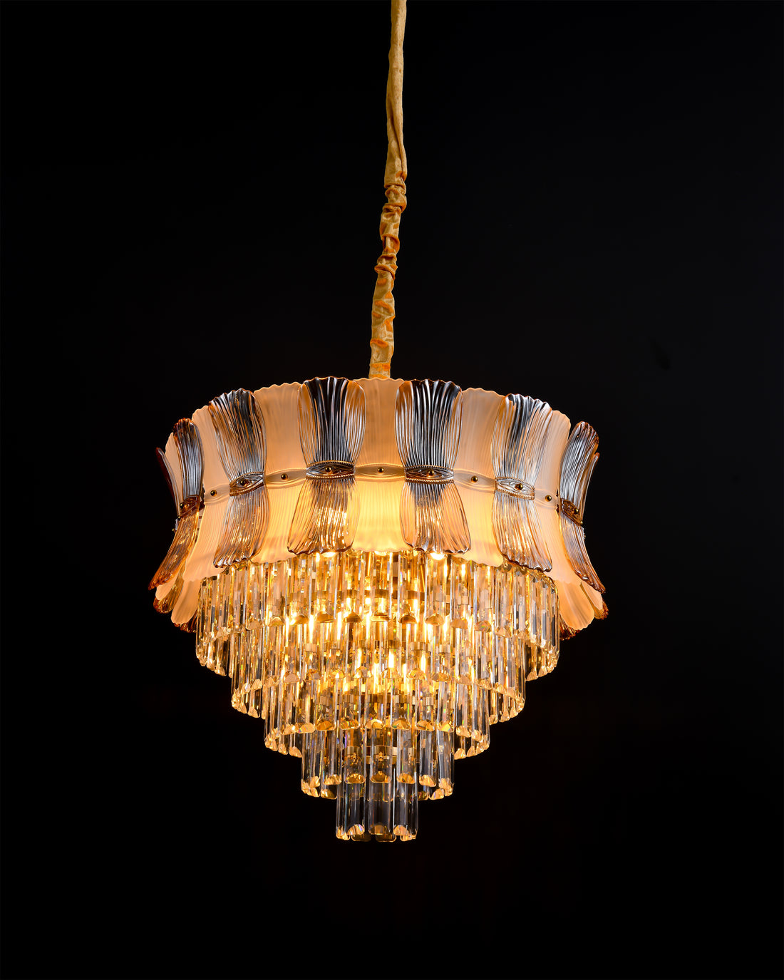 Luster Chandelier