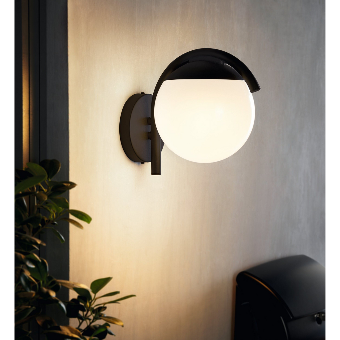 PRATA VECCHIA Outdoor Wall Light by The Light Library