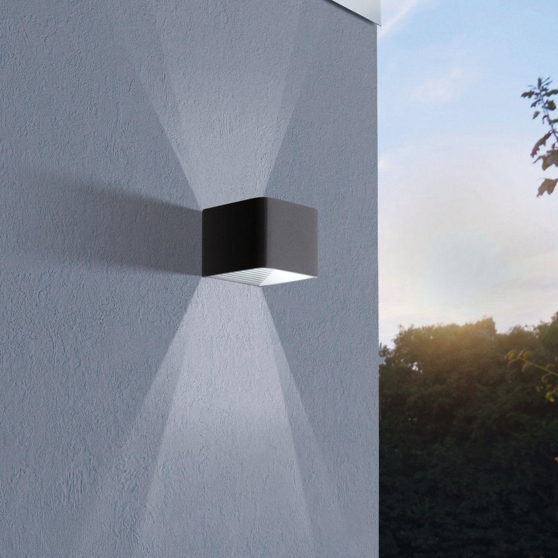 DONINNI Outdoor Wall Light by The Light Library