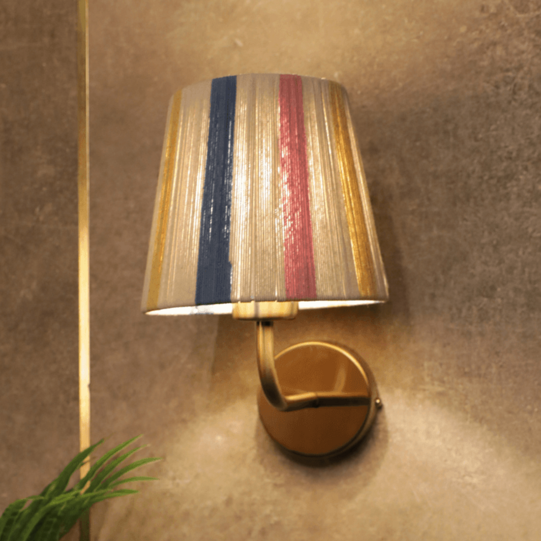 Tocci Handcrafted Wall Lamp