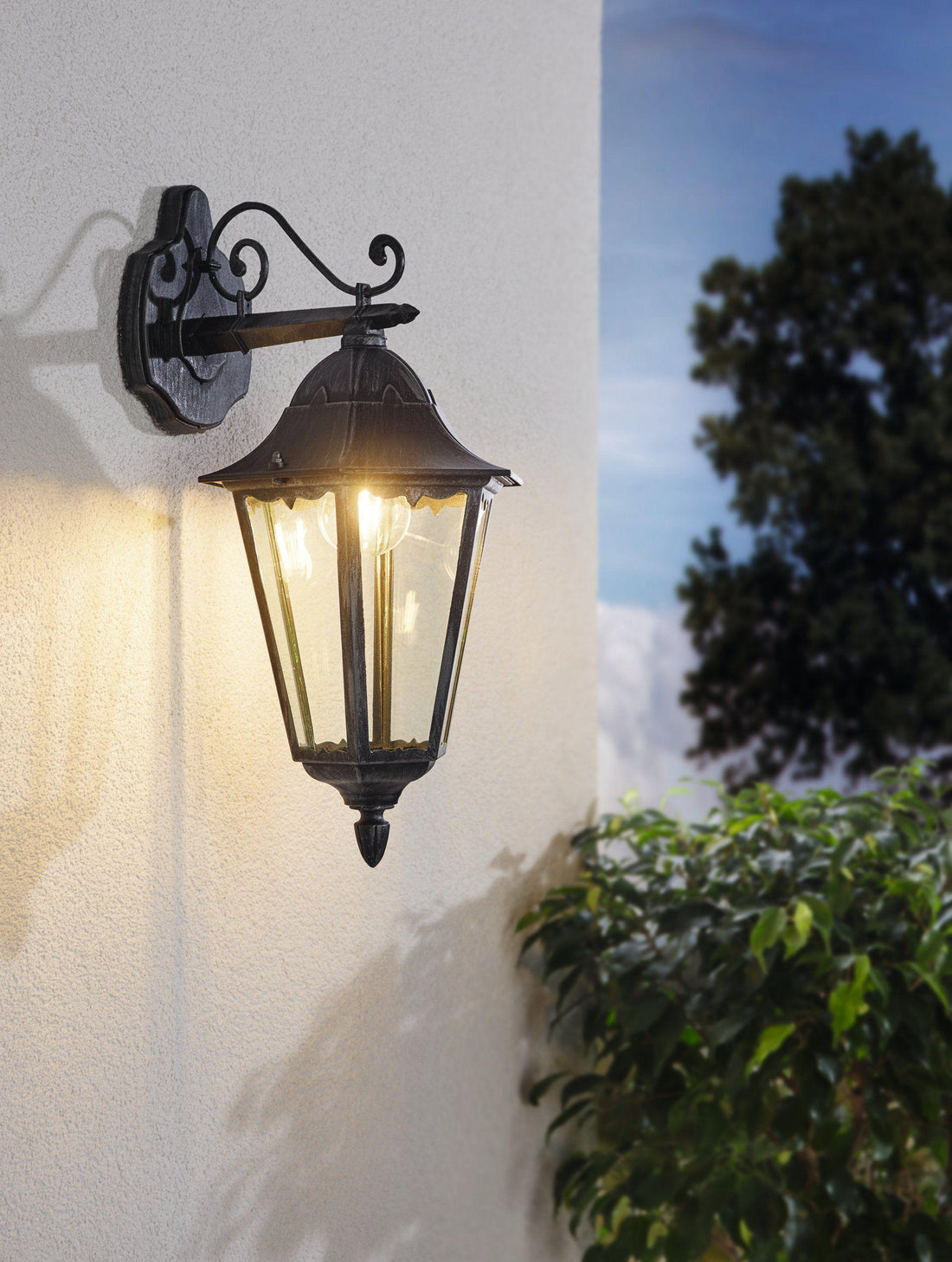 NAVEDO Outdoor Wall Light by The Light Library