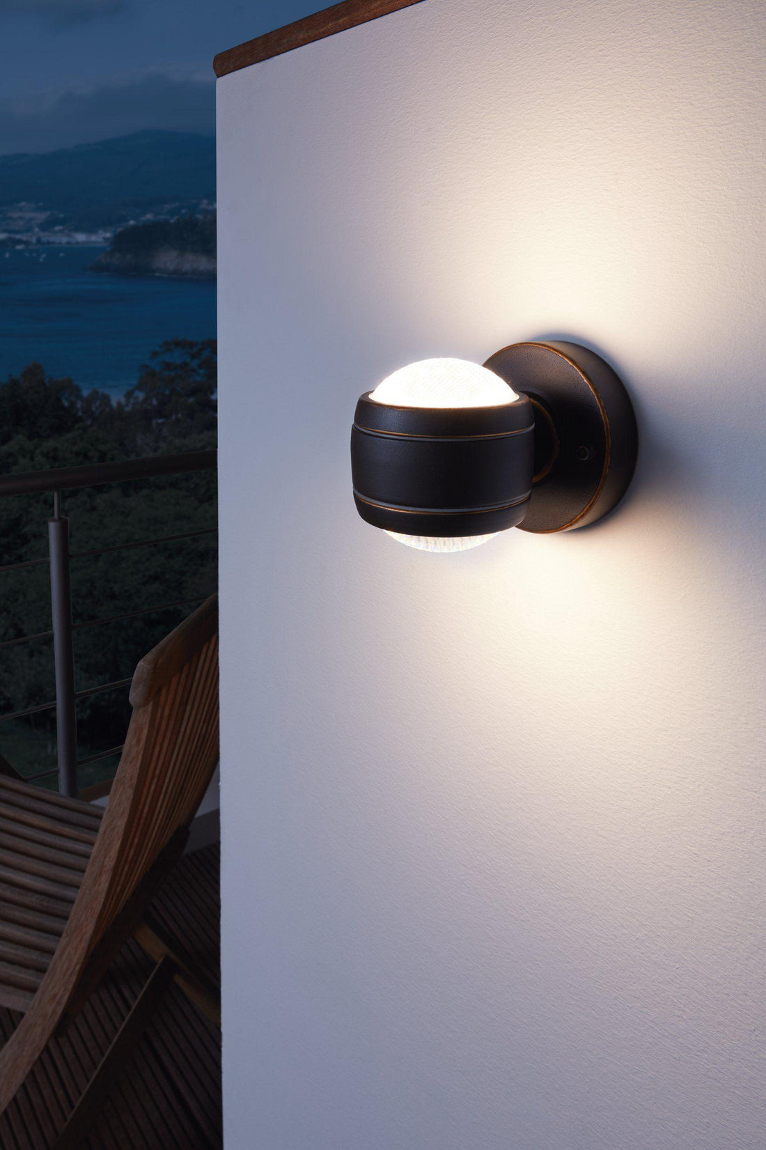 SESIMBA Outdoor Wall Light by The Light Library